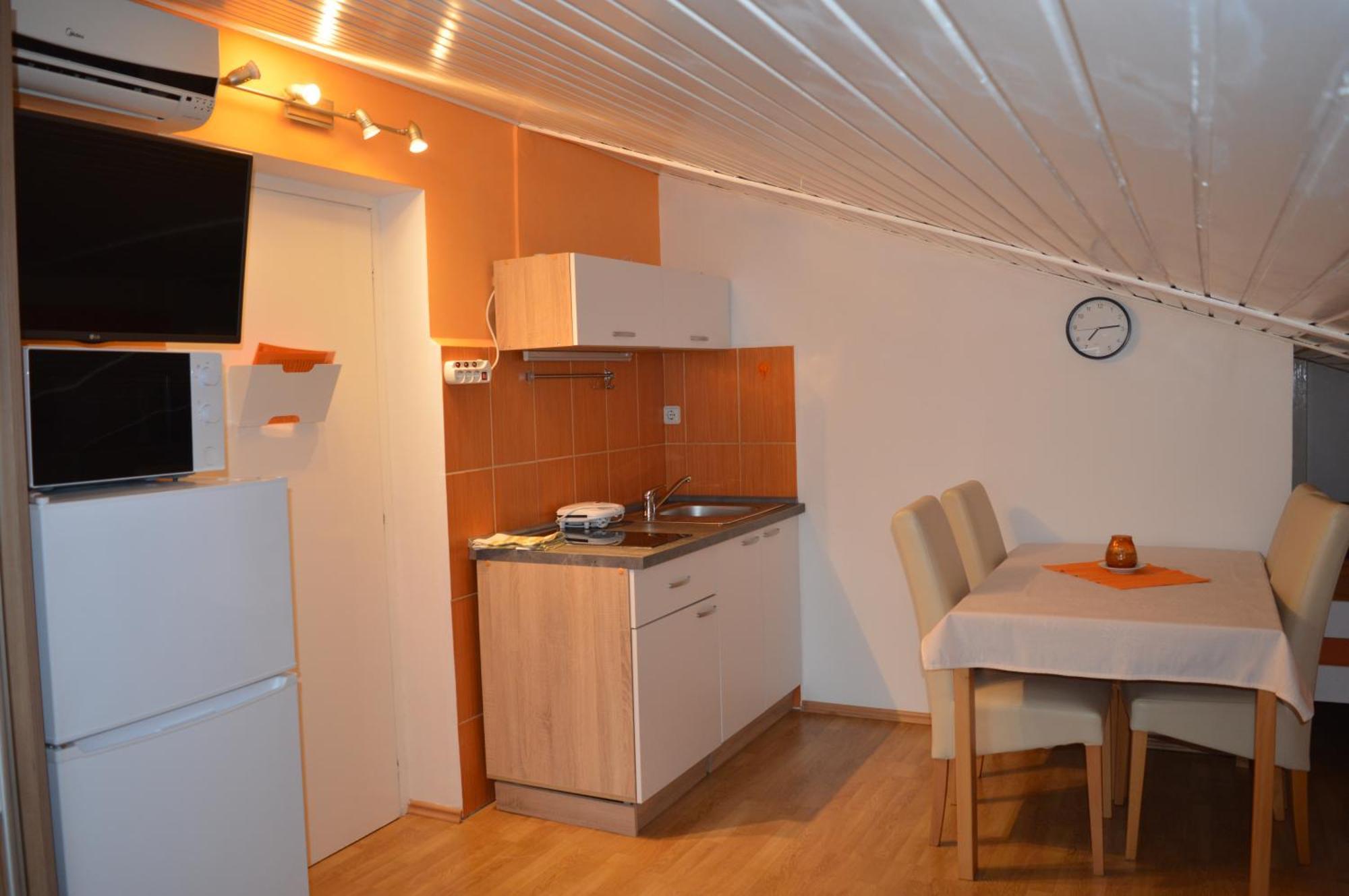 Apartments Kivi Novigrad  Exterior photo