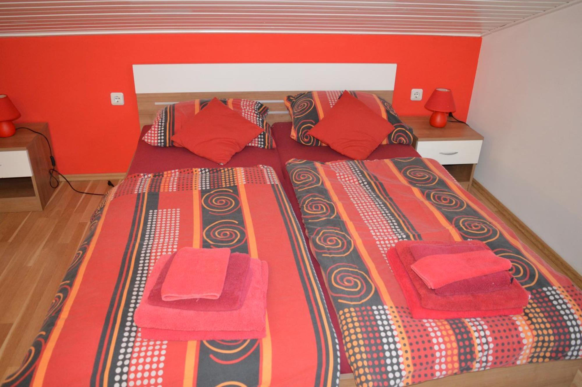 Apartments Kivi Novigrad  Exterior photo